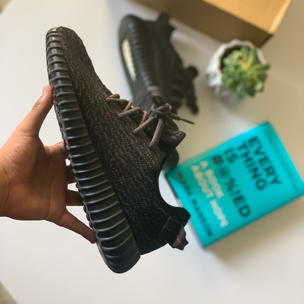 Yeezy boost 350 Pirate Black